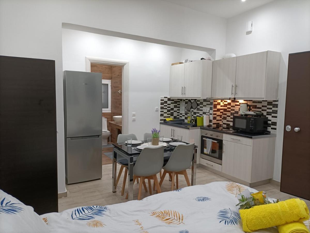 Peaceful Oasis Apartment เอเธนส์ ภายนอก รูปภาพ