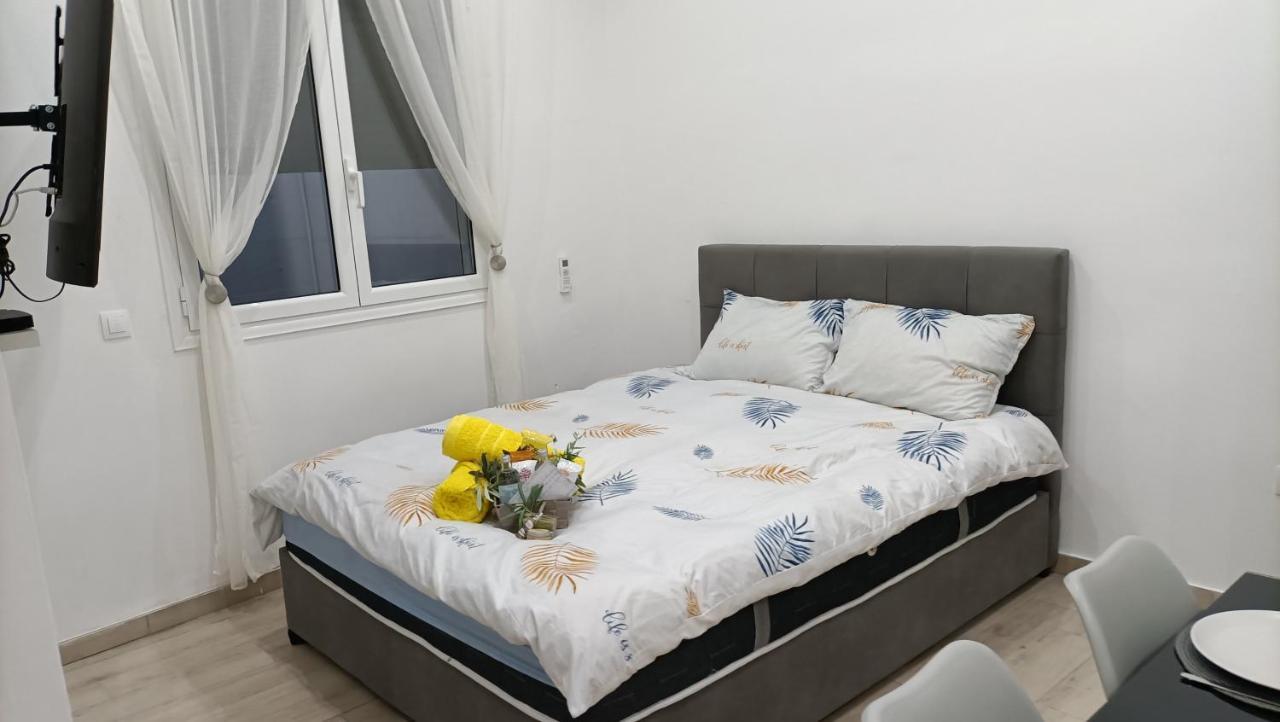 Peaceful Oasis Apartment เอเธนส์ ภายนอก รูปภาพ